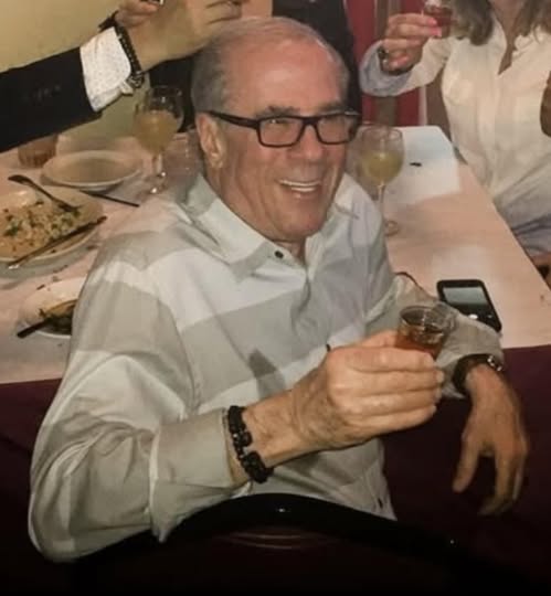 Howard Frum Chicago, IL Senn High School Alumnus Family And Friends Remembered